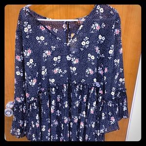 Gorgeous woman’s tunic